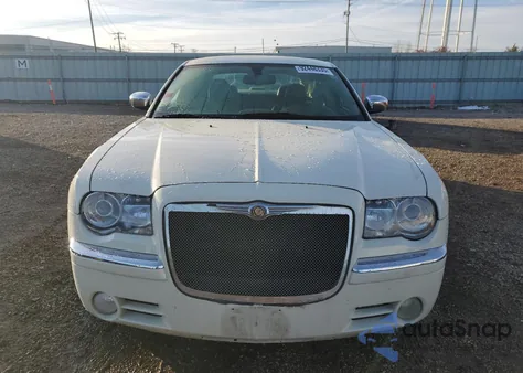 2006 Chrysler 300C z USA, uszkodzony, nr VIN 2C3LA63H96H257973